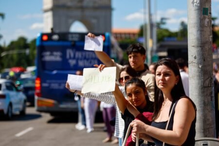The nice lie of Hollywood about catastrophes: in disaster just like the blackout, the pure response is generosity, not panic | Science
 | EUROtoday