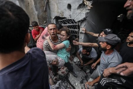 Gaza suffers from one other bloody night time with at the least 125 lifeless in Israel assaults | International
 | EUROtoday