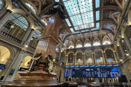Bag: Ibex 35 exceeds 14,000 factors and leads the inventory market in Europe | Financial markets
 | EUROtoday