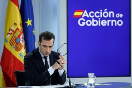 The session of the BBVA OPA to Sabadell: neither arbitrator nor unlawful | Economy
 | EUROtoday