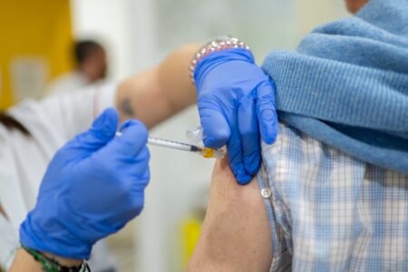 A puncture, double protect: preliminary success of a joint vaccine in opposition to COVID and flu in better than 50 | Health and properly -being
 | EUROtoday