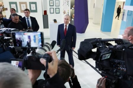 Trump says after speaking with Putin and Zelenski that Russia and Ukraine will open negotiations to finish the warfare | International
 | EUROtoday