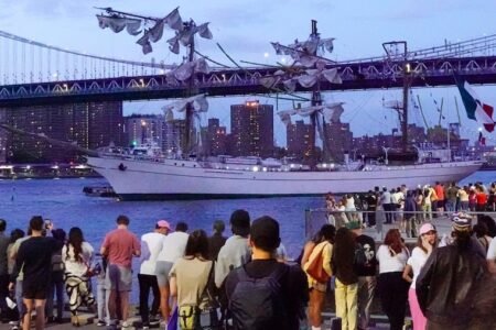 New York, ship crashes towards the Brooklyn bridge: 2 victims
 | EUROtoday