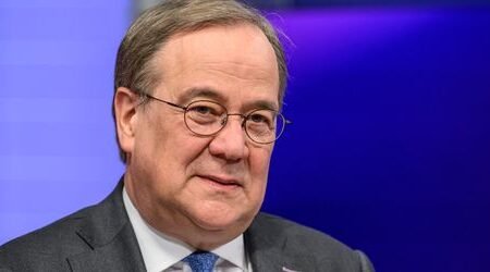 Israel: Armin Laschet criticizes the federal government and warns of anti -Semitism
 | EUROtoday