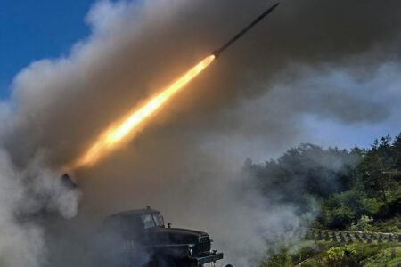 Ukraine, UK will present 100 thousand drones by April 2026. No Ramstein for Hegseth
 | EUROtoday
