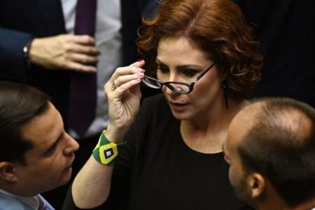 The Brazilian deputy Ultra-Conservatrix Carla Zambelli fleeing to Rome
 | EUROtoday